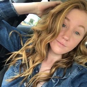 Meet your Posher, Danyelle